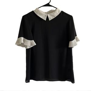 CeCe Peter Pan Collar Top